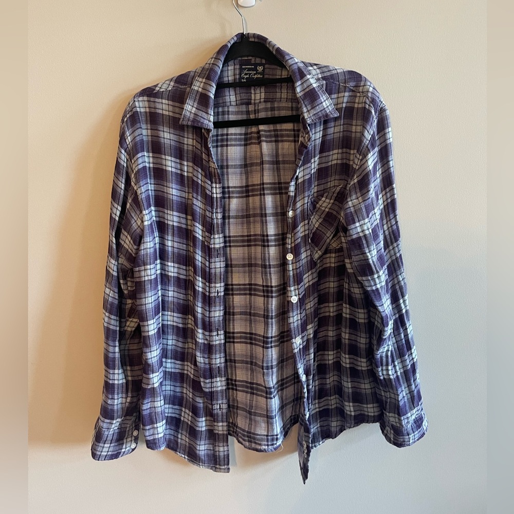 women’s relaxed fit lightweight plaid shirt 💜🤍✨